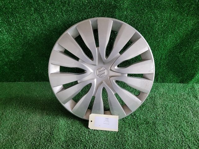 bontott SUZUKI SX4 S-Cross II Dísztárcsa (1 db)