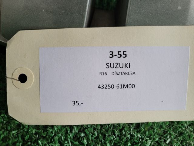 bontott SUZUKI SX4 S-Cross II Dísztárcsa (1 db)