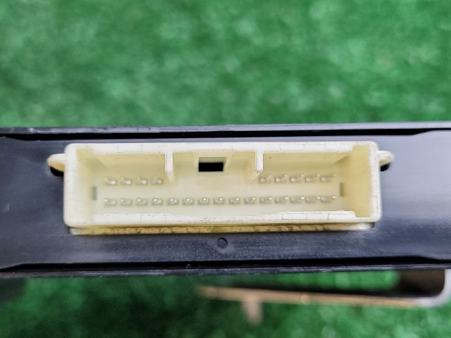 bontott SUZUKI SX4 S-Cross II Elektronika (Magában)