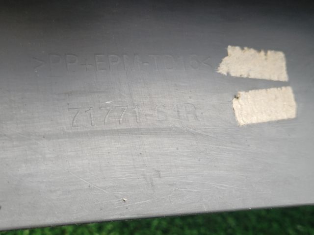 bontott SUZUKI SX4 S-Cross II Első Lökhárító Díszléc