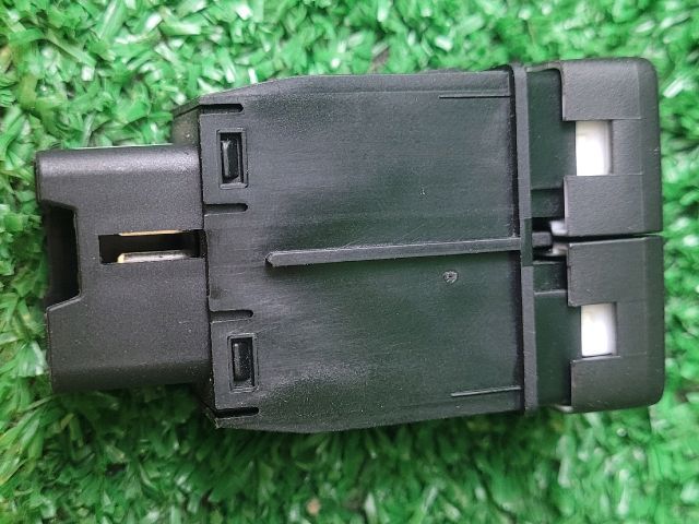 bontott SUZUKI SX4 S-Cross II ESP Kapcsoló