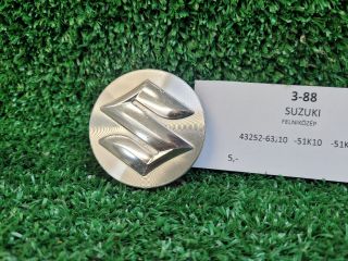 bontott SUZUKI SX4 S-Cross II Felniközép (1 db)