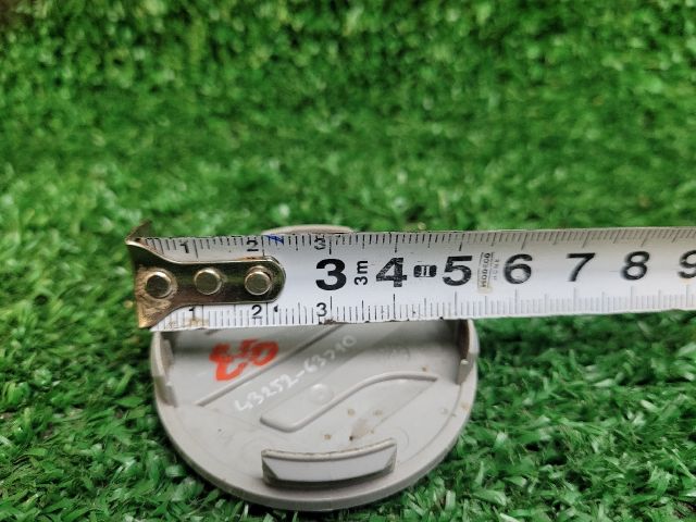 bontott SUZUKI SX4 S-Cross II Felniközép (1 db)