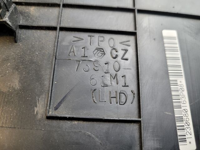 bontott SUZUKI SX4 S-Cross II Felső Műszerfal Burkolat