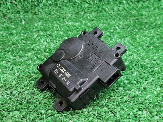 bontott SUZUKI SX4 S-Cross II Fűtés Állító Motor