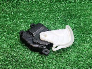 bontott SUZUKI SX4 S-Cross II Fűtés Állító Motor