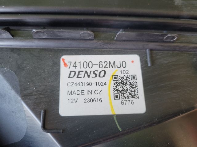 bontott SUZUKI SX4 S-Cross II Fűtés Box