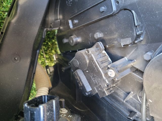 bontott SUZUKI SX4 S-Cross II Fűtés Box