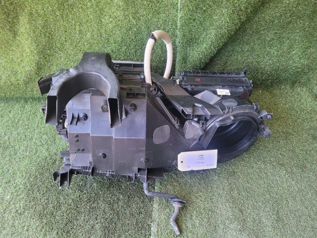 bontott SUZUKI SX4 S-Cross II Fűtés Box