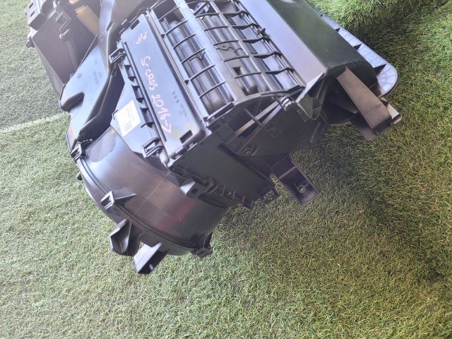 bontott SUZUKI SX4 S-Cross II Fűtés Box