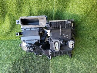 bontott SUZUKI SX4 S-Cross II Fűtés Box