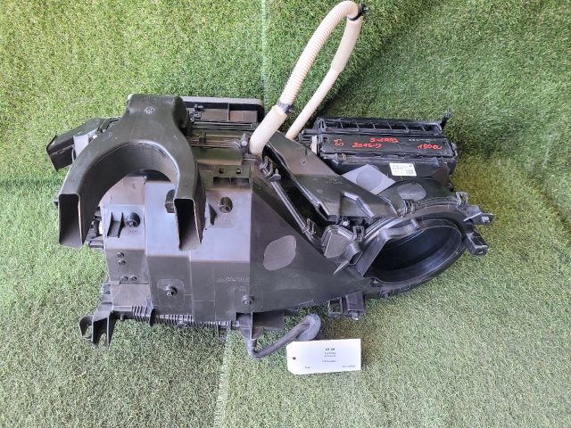 bontott SUZUKI SX4 S-Cross II Fűtés Box