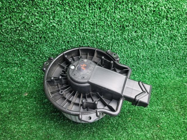 bontott SUZUKI SX4 S-Cross II Fűtőmotor (Klímás)