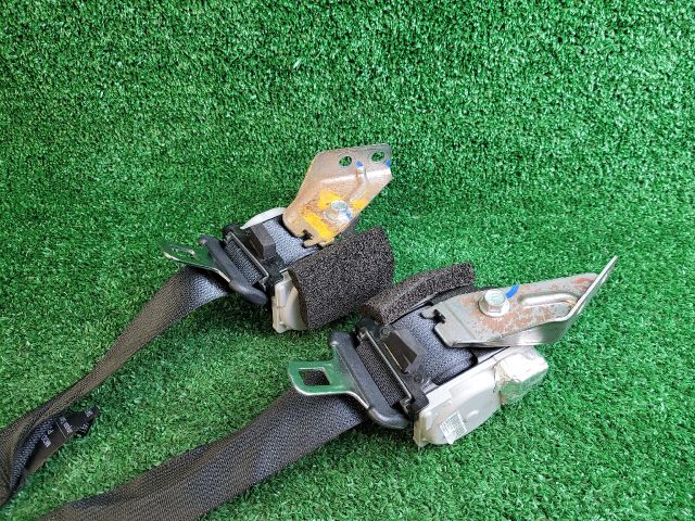 bontott SUZUKI SX4 S-Cross II Hátsó Biztonsági Öv Szett