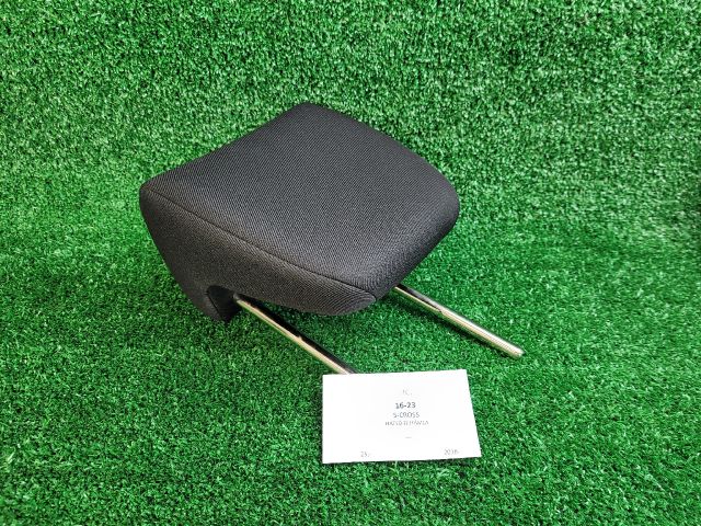 bontott SUZUKI SX4 S-Cross II Hátsó Fejtámla