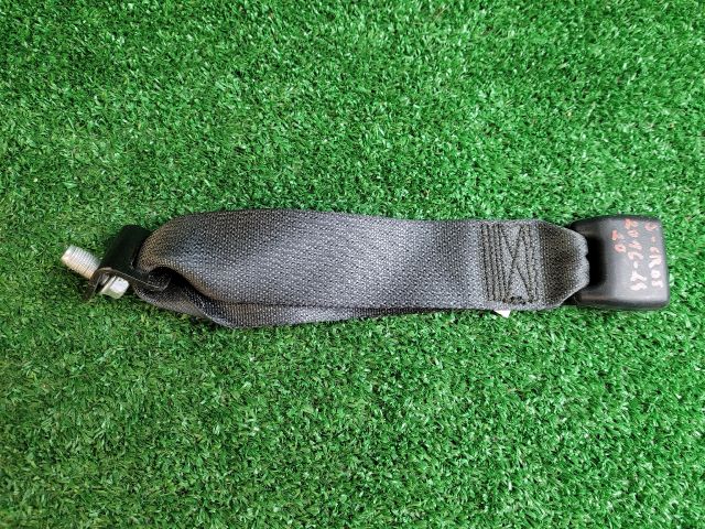 bontott SUZUKI SX4 S-Cross II Hátsó középső Biztonsági Öv Csat