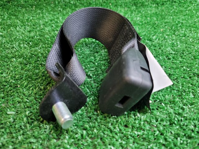 bontott SUZUKI SX4 S-Cross II Hátsó középső Biztonsági Öv Csat