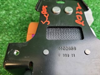 bontott SUZUKI SX4 S-Cross II Hátsó középső Biztonsági Öv