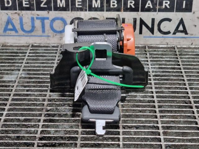 bontott SUZUKI SX4 S-Cross II Hátsó középső Biztonsági Öv