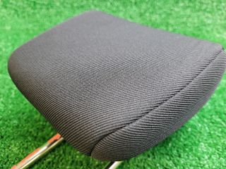 bontott SUZUKI SX4 S-Cross II Hátsó középső Fejtámla