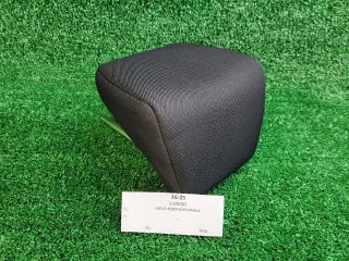 bontott SUZUKI SX4 S-Cross II Hátsó középső Fejtámla