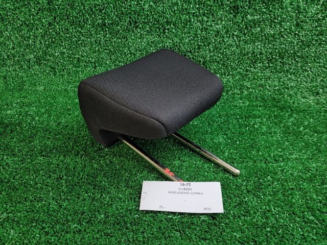 bontott SUZUKI SX4 S-Cross II Hátsó középső Fejtámla