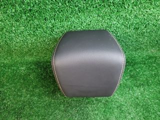 bontott SUZUKI SX4 S-Cross II Hátsó középső Fejtámla