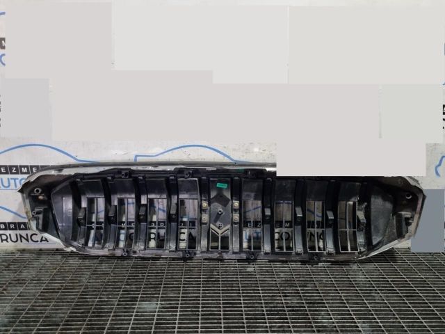 bontott SUZUKI SX4 S-Cross II Hűtőrács