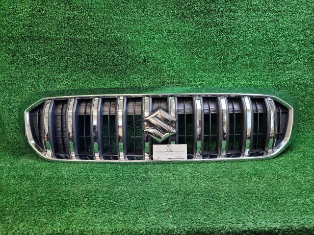 bontott SUZUKI SX4 S-Cross II Hűtőrács