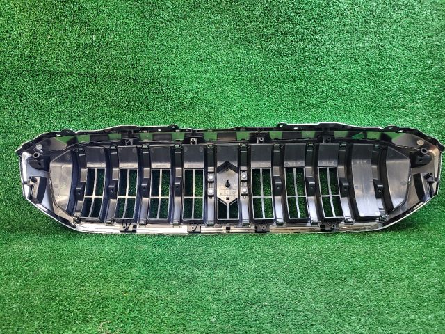 bontott SUZUKI SX4 S-Cross II Hűtőrács