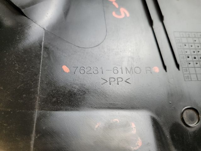 bontott SUZUKI SX4 S-Cross II Jobb B Oszlop Burkolat