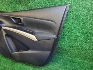 bontott SUZUKI SX4 S-Cross II Jobb első Ajtó Kárpit