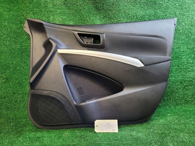 bontott SUZUKI SX4 S-Cross II Jobb első Ajtó Kárpit