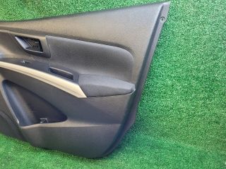 bontott SUZUKI SX4 S-Cross II Jobb első Ajtó Kárpit