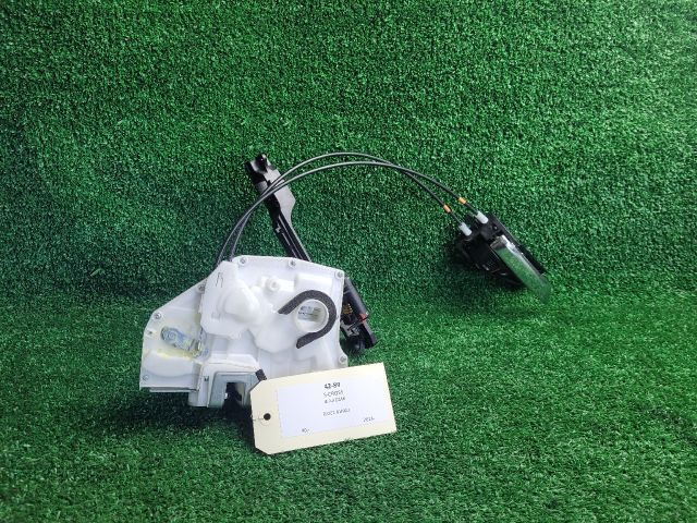 bontott SUZUKI SX4 S-Cross II Jobb első Ajtózár