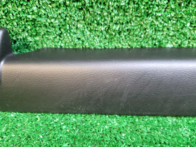 bontott SUZUKI SX4 S-Cross II Jobb első Belső Küszöb Burkolat