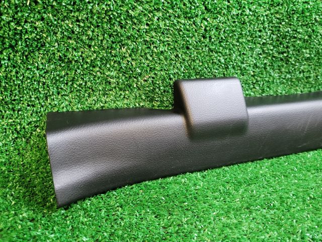 bontott SUZUKI SX4 S-Cross II Jobb első Belső Küszöb Burkolat