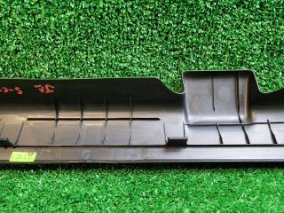 bontott SUZUKI SX4 S-Cross II Jobb első Belső Küszöb Burkolat