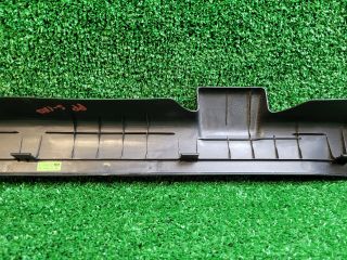 bontott SUZUKI SX4 S-Cross II Jobb első Belső Küszöb Burkolat