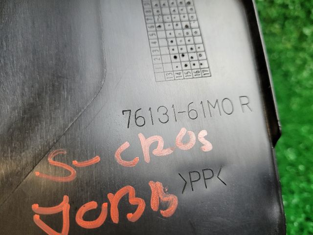 bontott SUZUKI SX4 S-Cross II Jobb első Belső Küszöb Burkolat