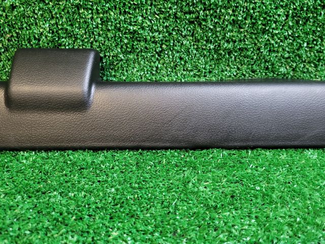 bontott SUZUKI SX4 S-Cross II Jobb első Belső Küszöb Burkolat