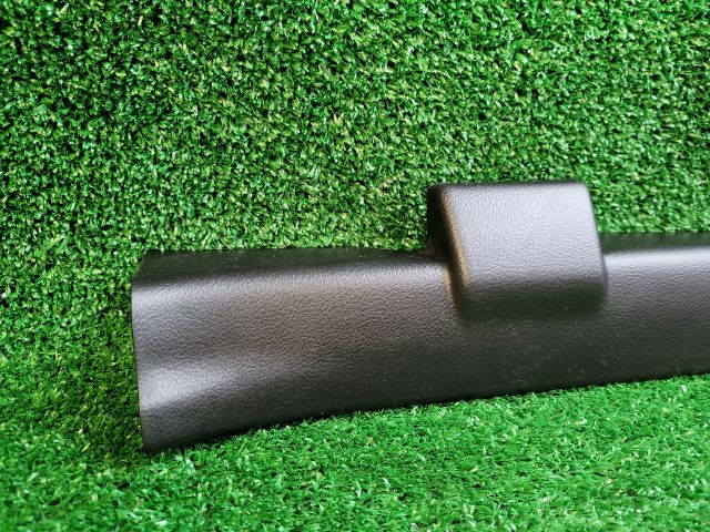 bontott SUZUKI SX4 S-Cross II Jobb első Belső Küszöb Burkolat