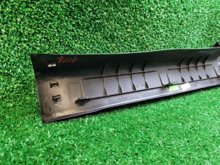 bontott SUZUKI SX4 S-Cross II Jobb első Belső Küszöb Burkolat