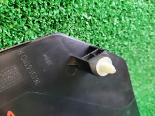 bontott SUZUKI SX4 S-Cross II Jobb első Belső Küszöb Burkolat