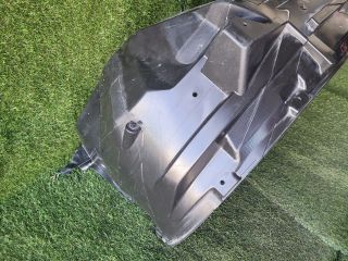 bontott SUZUKI SX4 S-Cross II Jobb első Dobbetét (Kerékjárati, Műanyag)