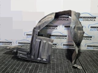 bontott SUZUKI SX4 S-Cross II Jobb első Dobbetét (Kerékjárati, Műanyag)