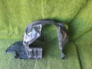 bontott SUZUKI SX4 S-Cross II Jobb első Dobbetét (Kerékjárati, Műanyag)