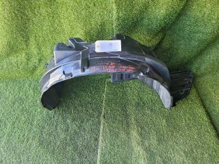 bontott SUZUKI SX4 S-Cross II Jobb első Dobbetét (Kerékjárati, Műanyag)