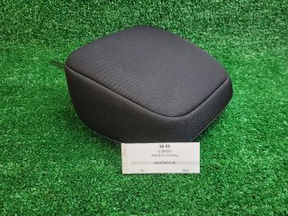 bontott SUZUKI SX4 S-Cross II Jobb első Fejtámla