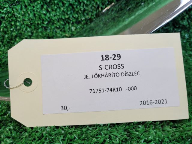 bontott SUZUKI SX4 S-Cross II Jobb első Lökhárító Díszléc